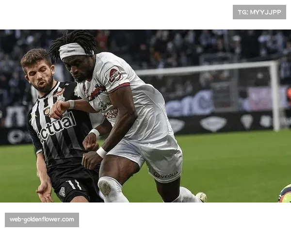 天气或成战术变数，里昂对阵雷恩之战可能因雨影响地面传递